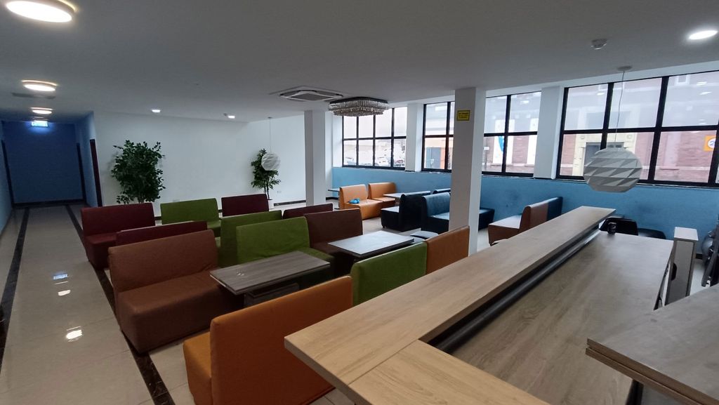 Property photo 2 of 6