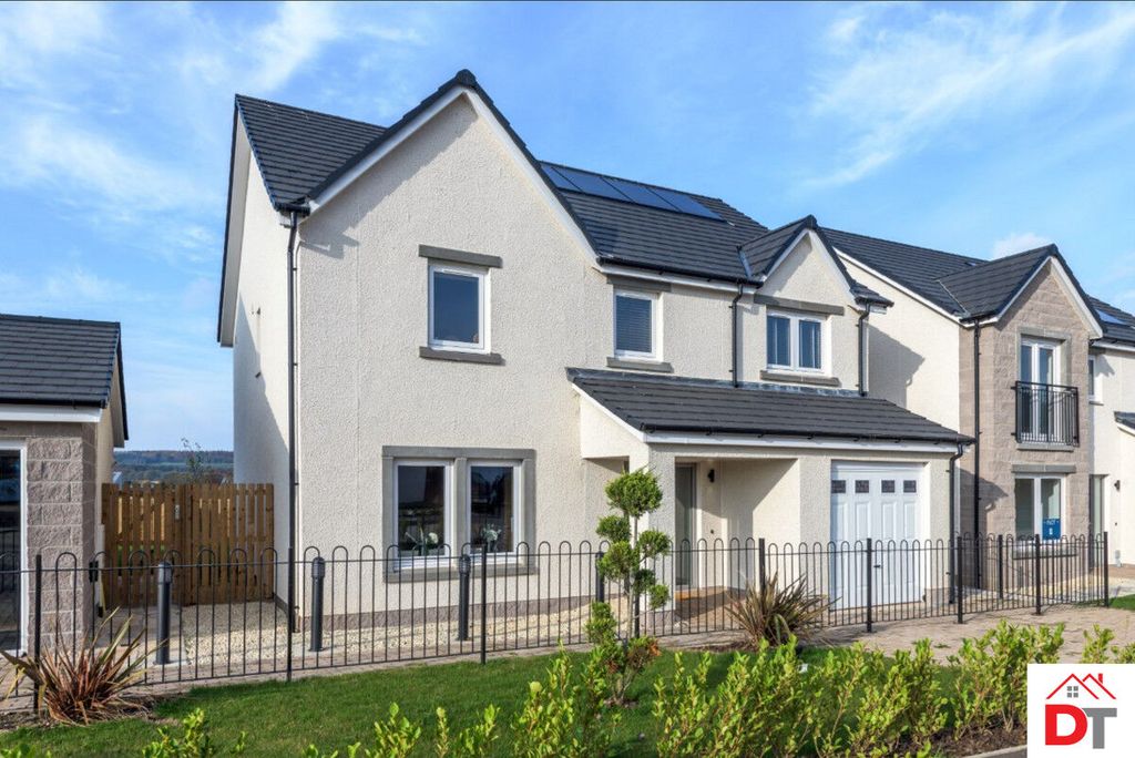 5 bed detached house for saleWest Path, Midlothian, 5 EH37