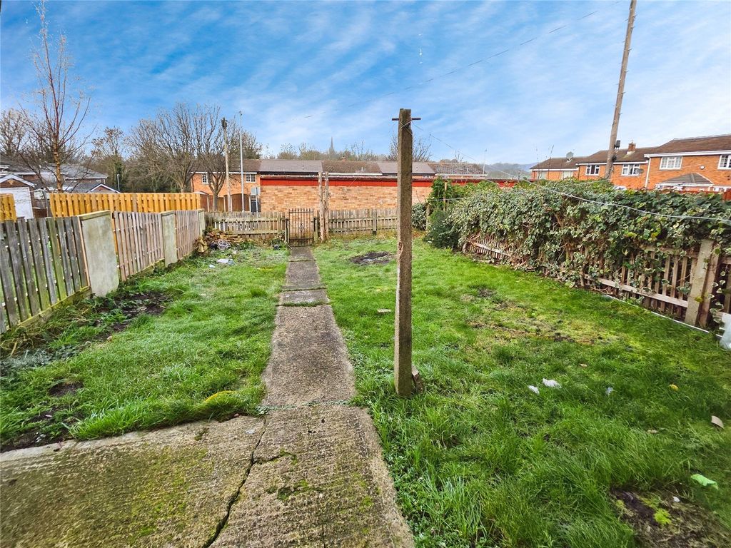 Property photo 2 of 10 Picture No. 12