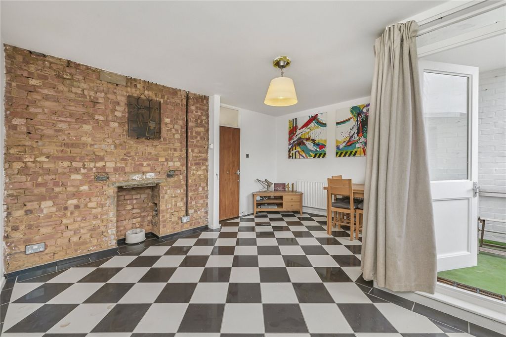 Property photo 1 of 18 Picture No. 03