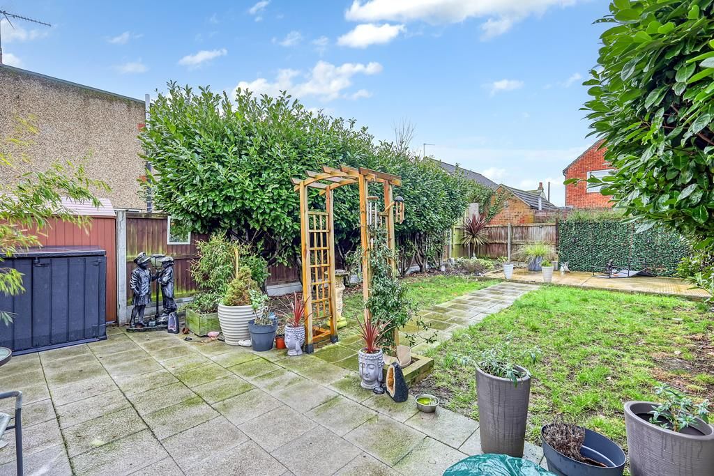 Property photo 2 of 15 Garden