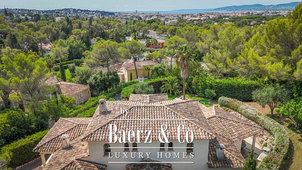 Property photo 2 of 41