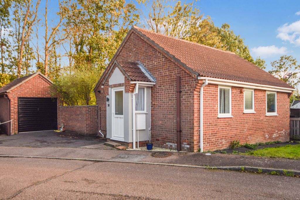 Property photo 1 of 8