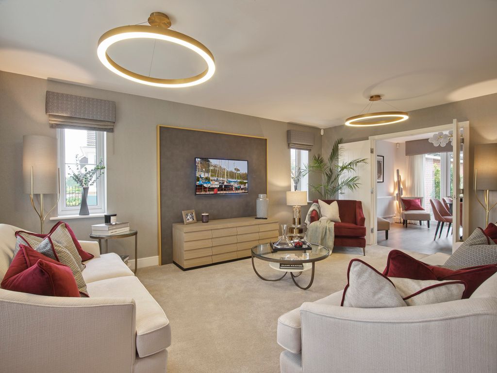 Property photo 2 of 8 2201535-056