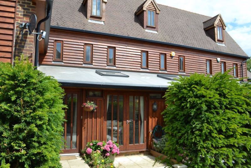 Property photo 1 of 11 Front