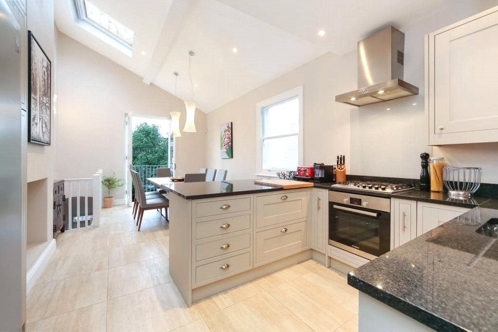 Property photo 1 of 7 Kitchen