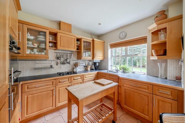 Property photo 3 of 13 Kitchen