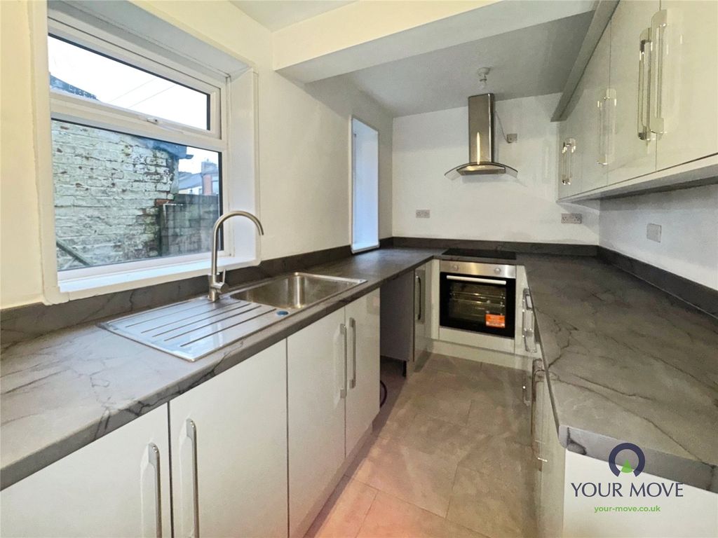 Property photo 2 of 10 Picture No. 07