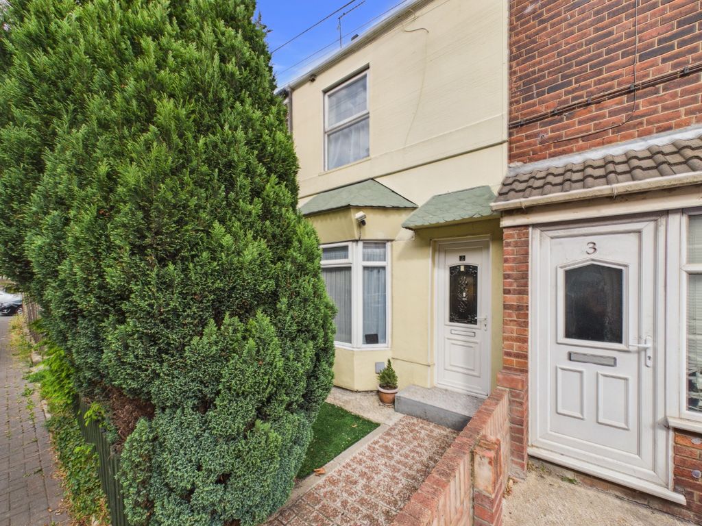 Property photo 1 of 18 5416100