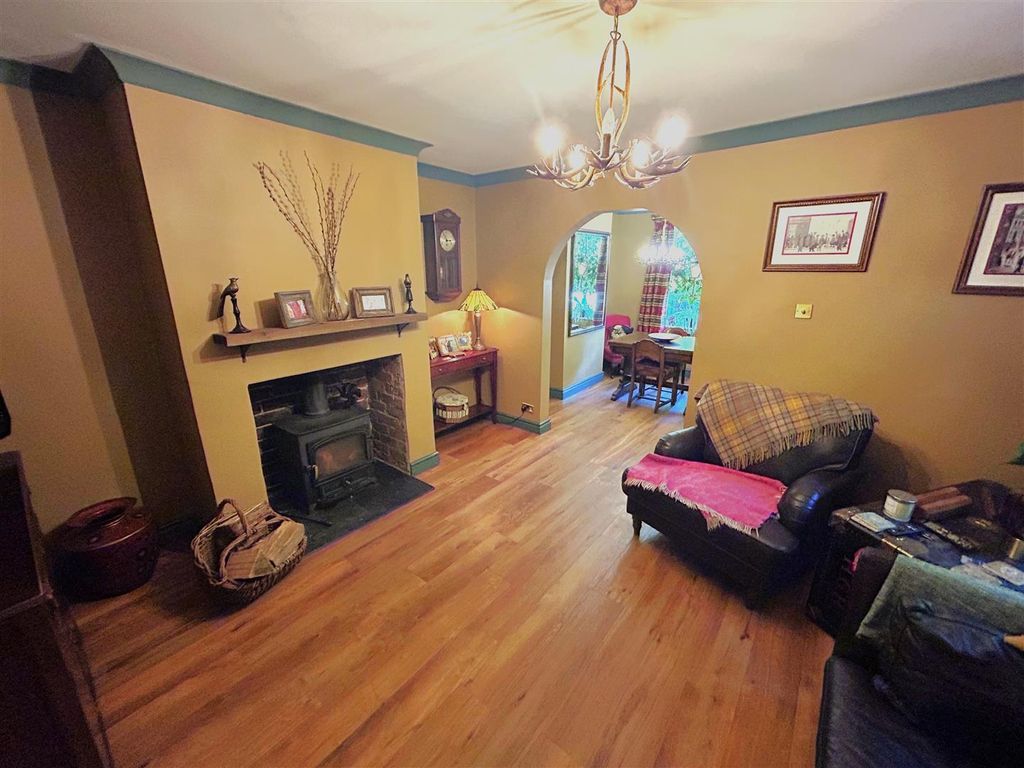 Property photo 3 of 23