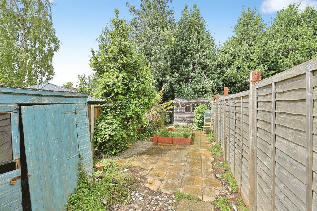 Property photo 3 of 17
