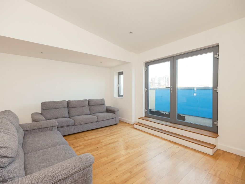 Property photo 1 of 17 Cnr58879.Jpg