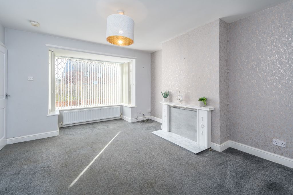 Property photo 2 of 22 Lounge-1