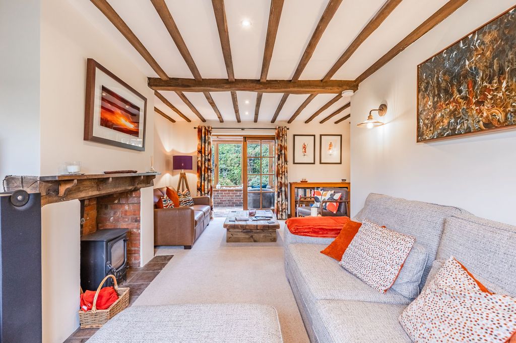 Property photo 2 of 17