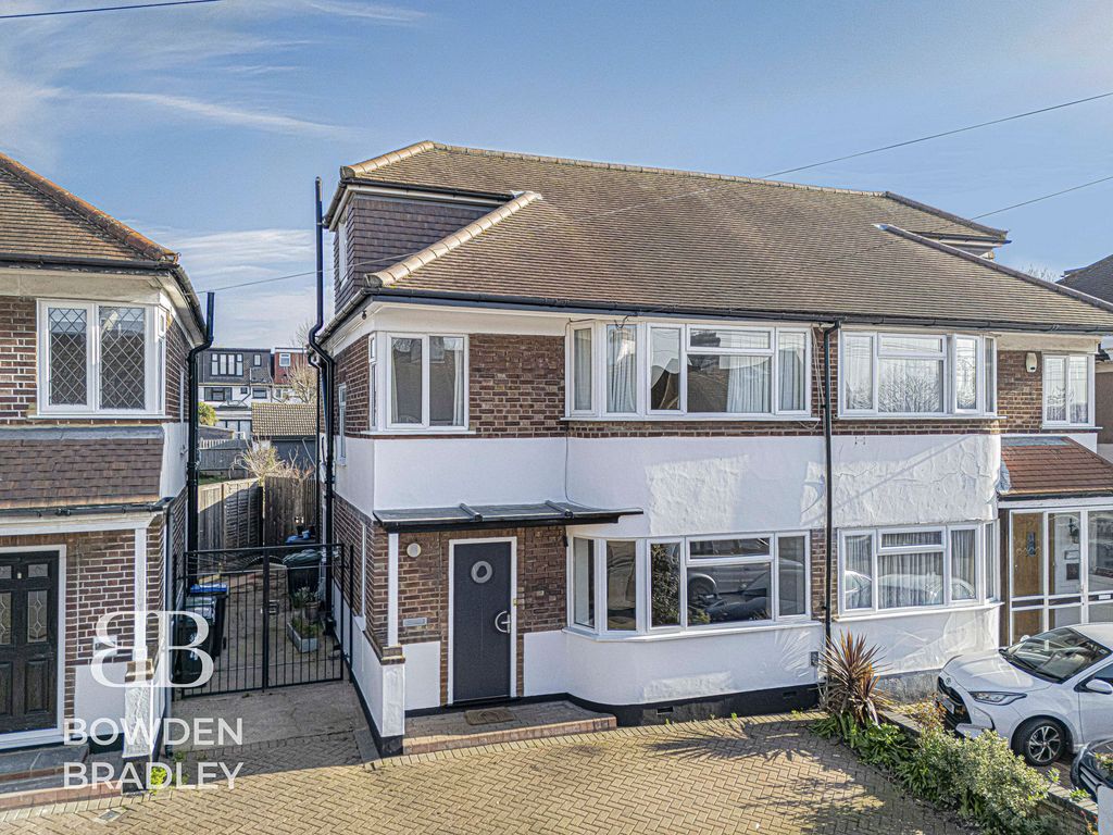 Property photo 1 of 35