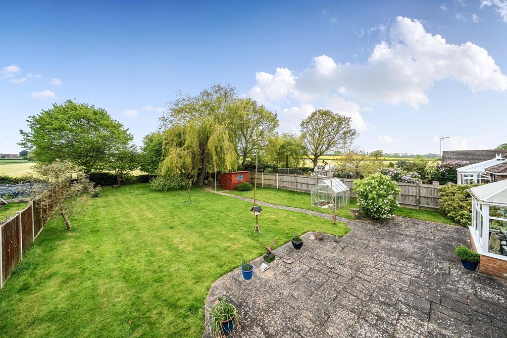 Property photo 2 of 31 1449760-10-69E7A988642Fb.Jpg