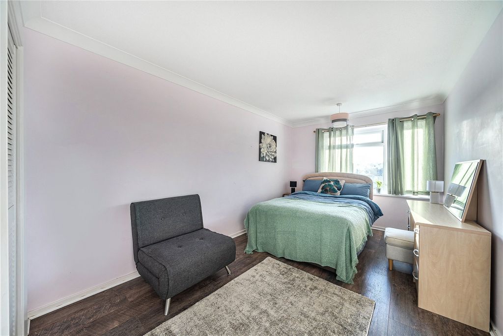 Property photo 2 of 13 Picture No. 10