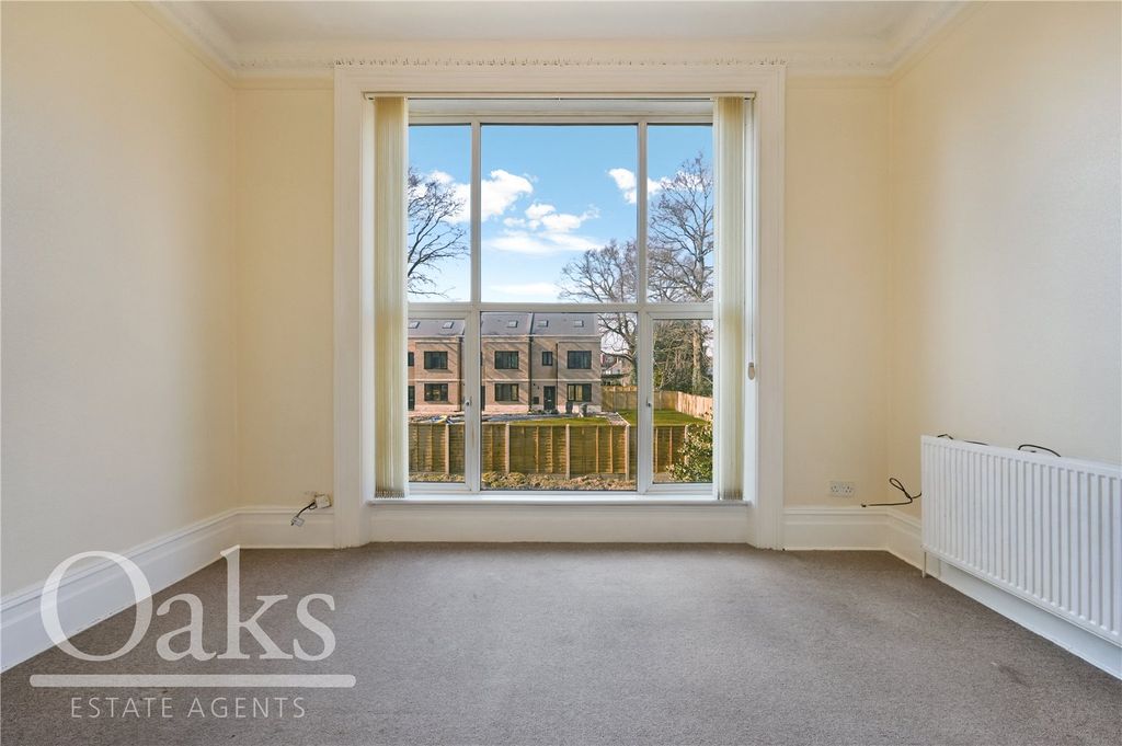 Property photo 3 of 8 Picture No. 06