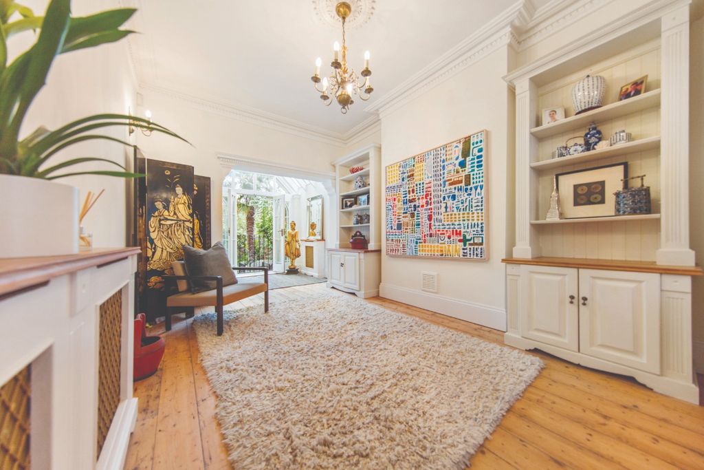 Property photo 2 of 17 4477392