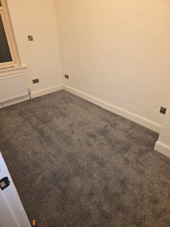 Property photo 2 of 3