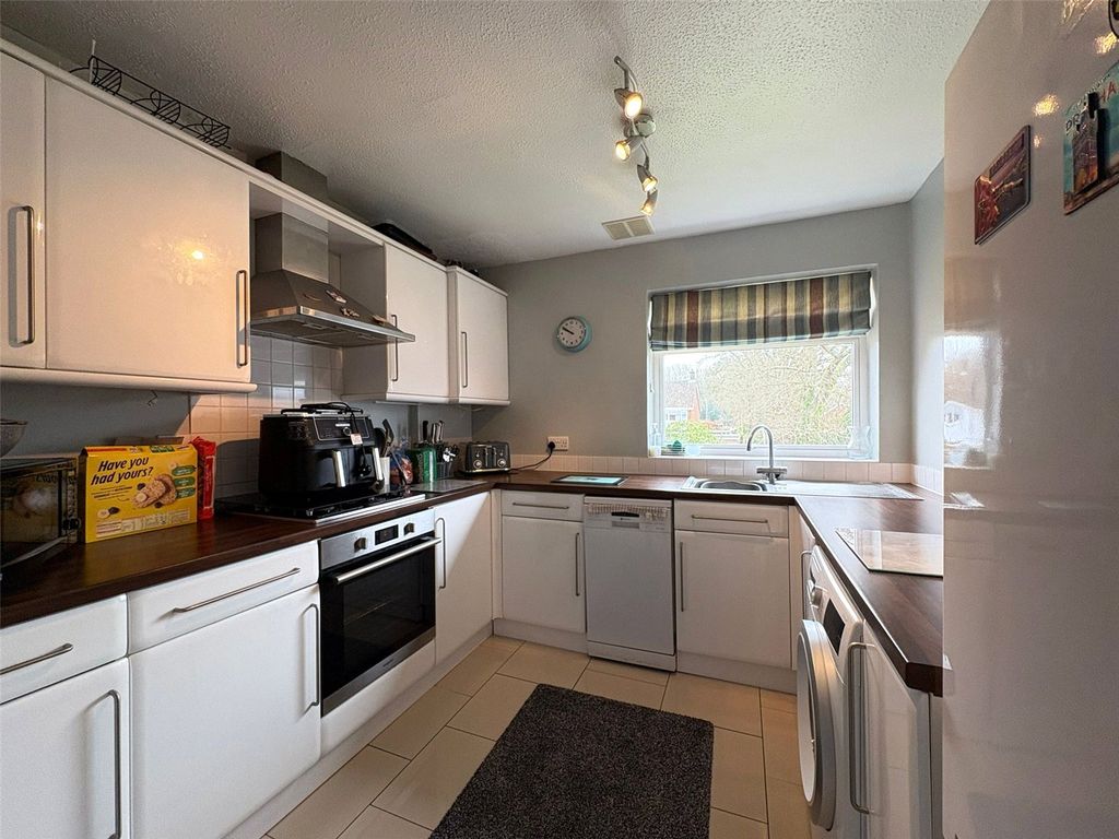 Property photo 3 of 8 Picture No. 15