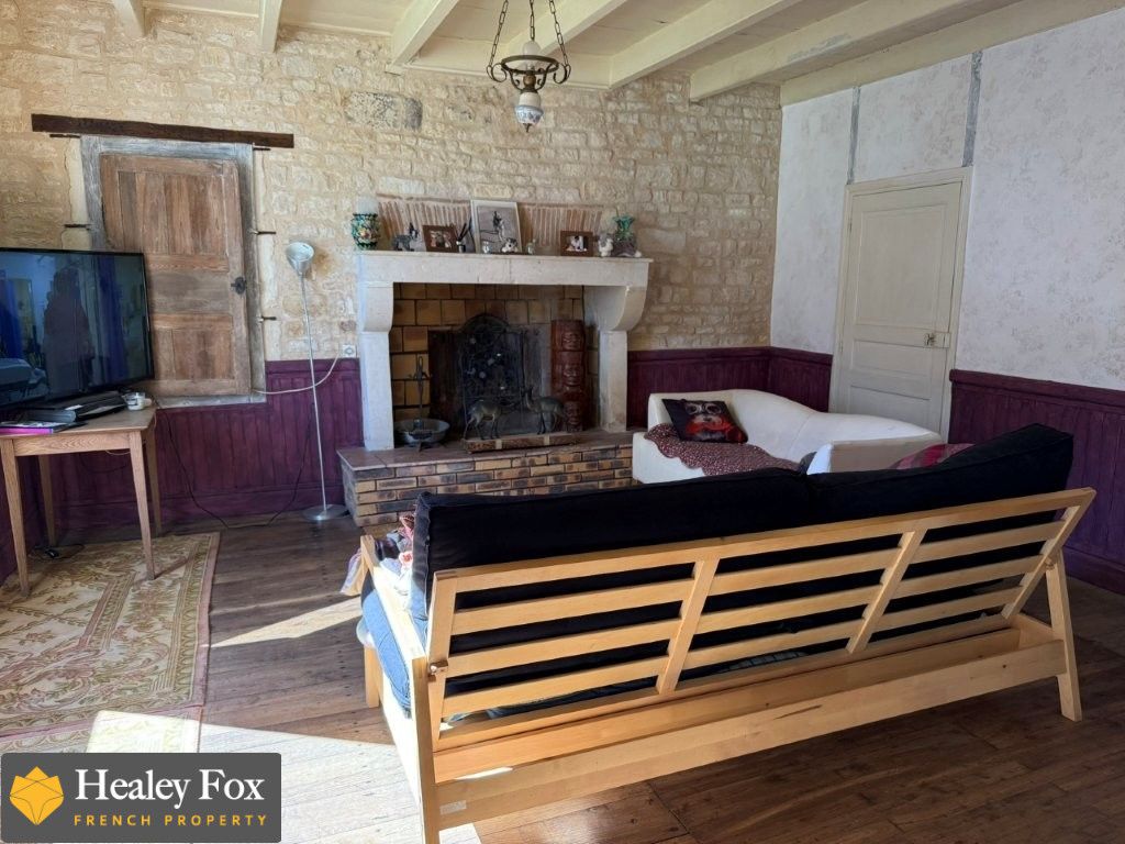 Property photo 3 of 24