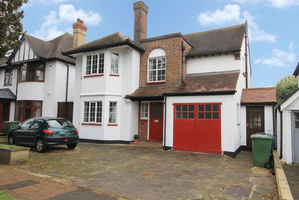 Property photo 1 of 16 4263390