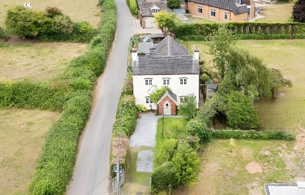 Property photo 1 of 21 Main