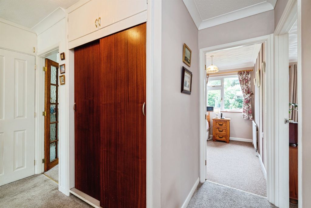 Property photo 3 of 20