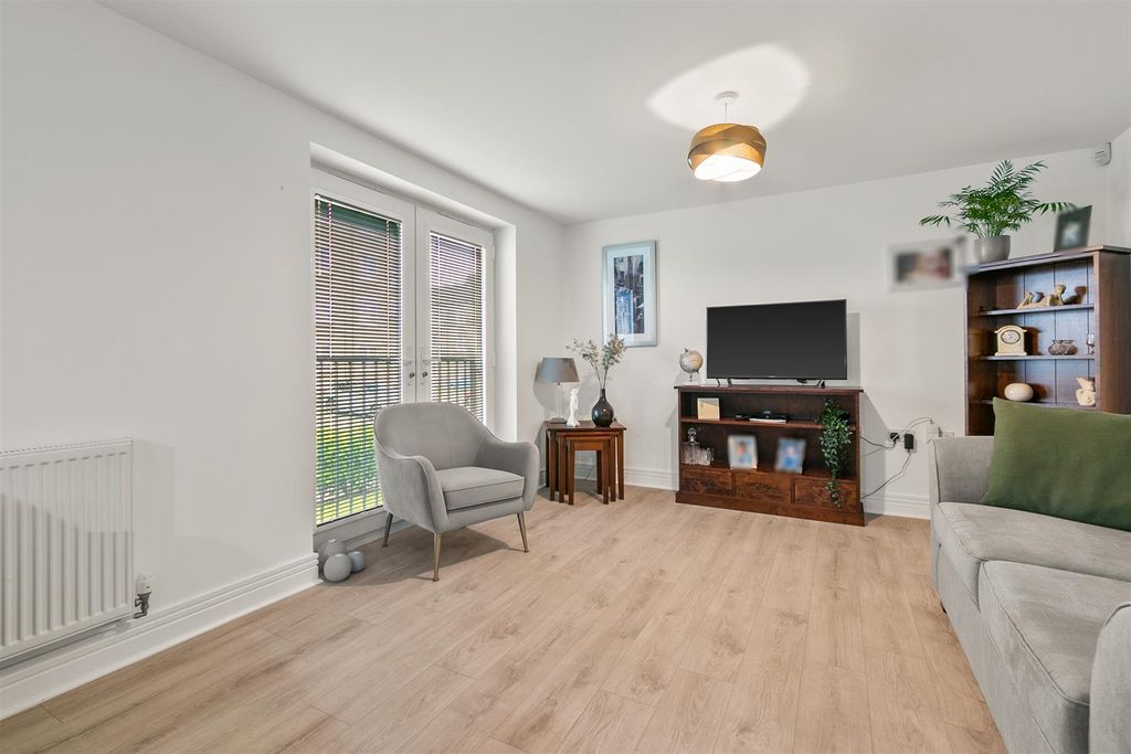 Property photo 2 of 21 Castlegate-4.Jpg