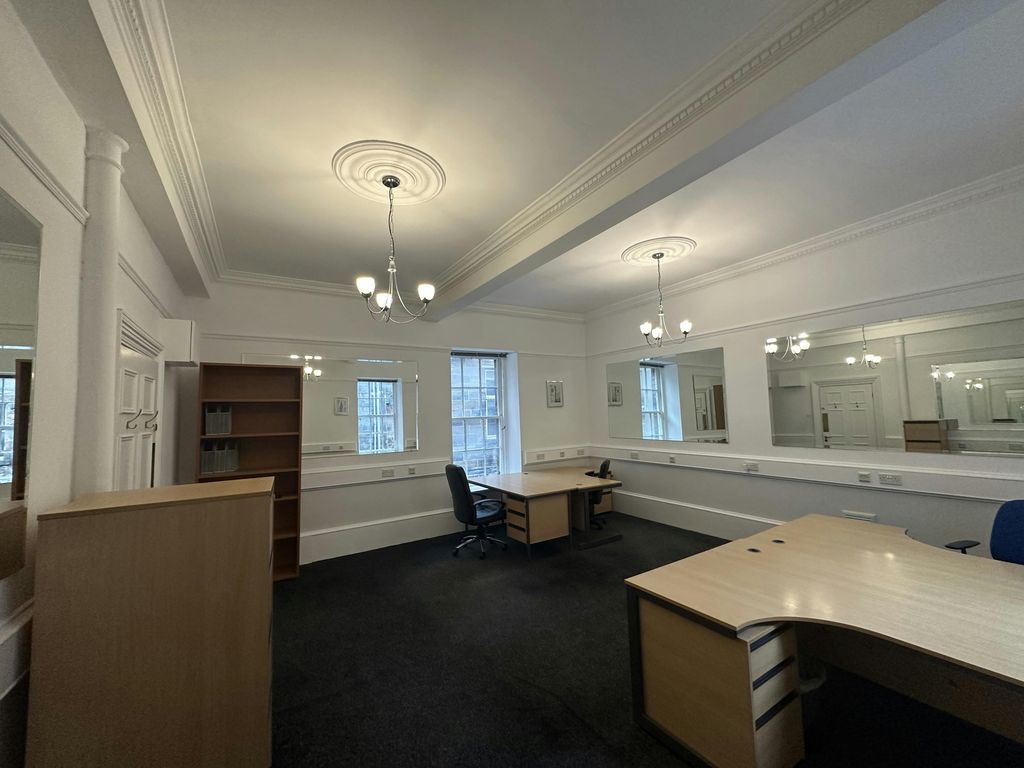 Property photo 3 of 17 Suite 2-22 9D.Jpg