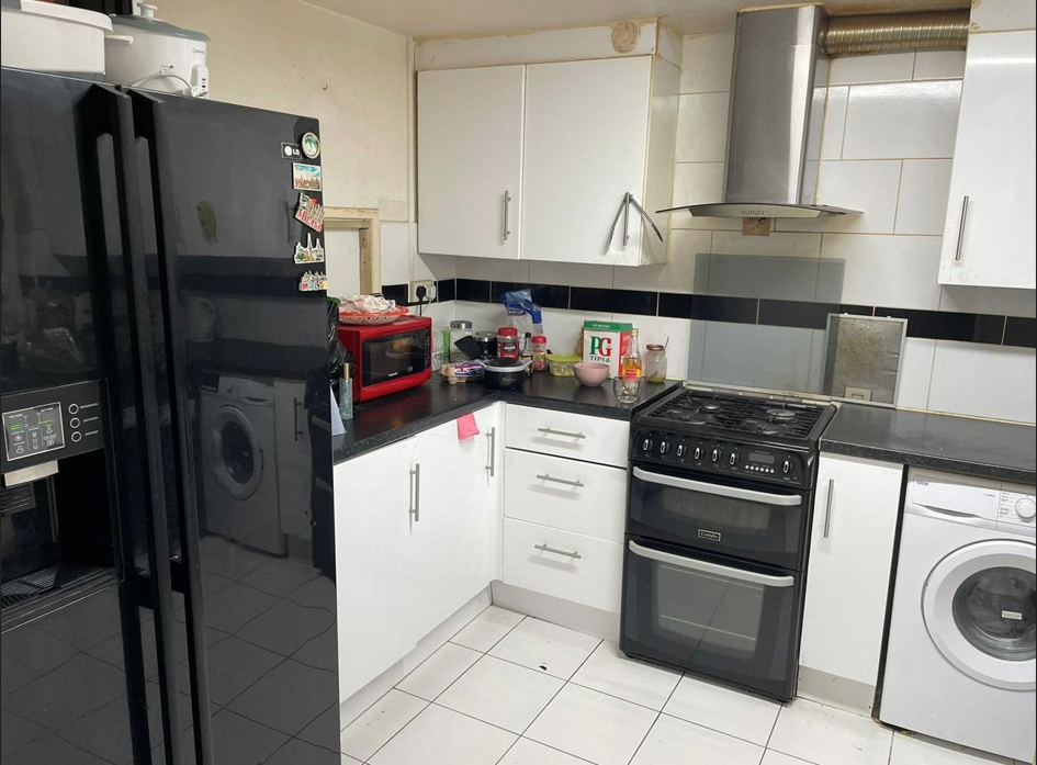 Property photo 1 of 5