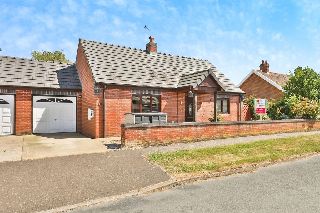 Property photo 1 of 15