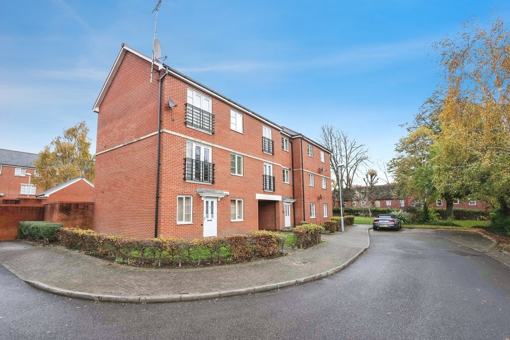 Property photo 1 of 17 Photo