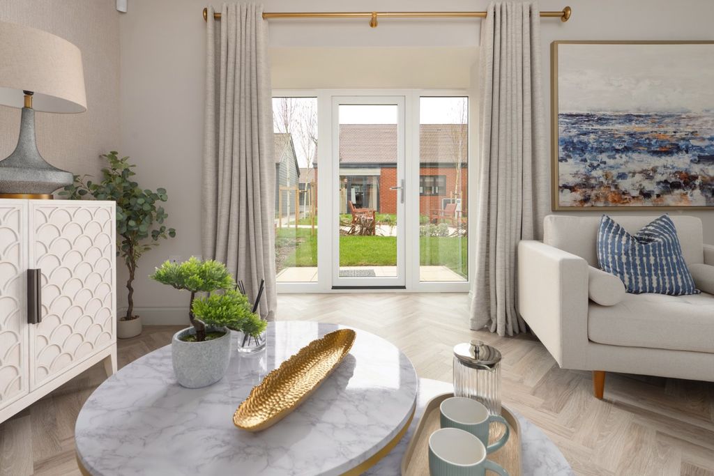 Property photo 3 of 21 Show Home