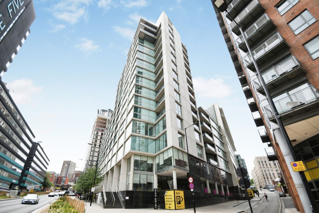 Property photo 2 of 24 Photo