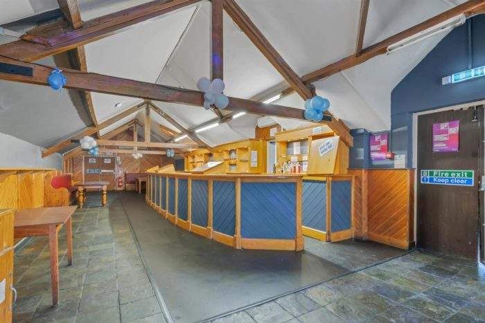 Property photo 3 of 12