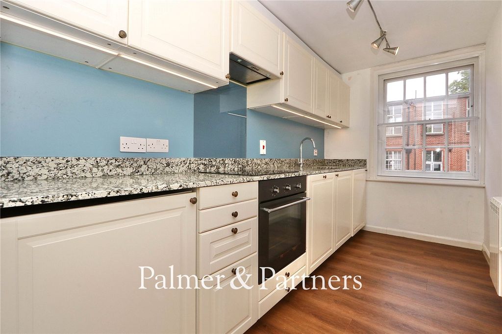 Property photo 3 of 14 Picture No. 06