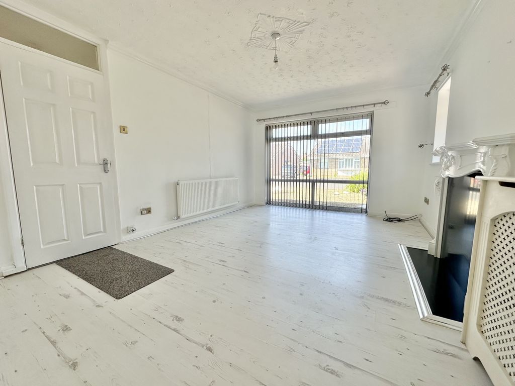 Property photo 3 of 30