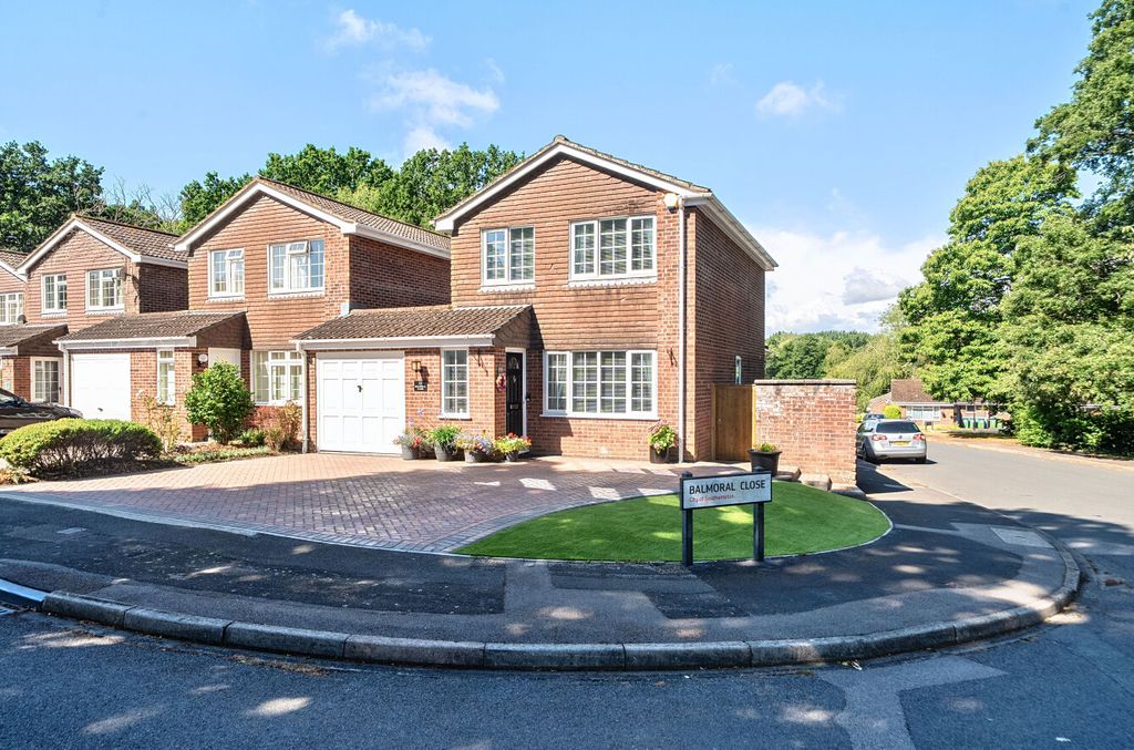 Property photo 1 of 15 1326686-26-687E3E...