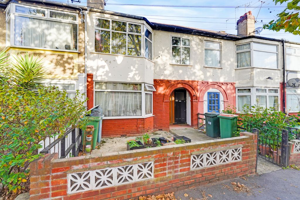 Property photo 2 of 4 Gallery