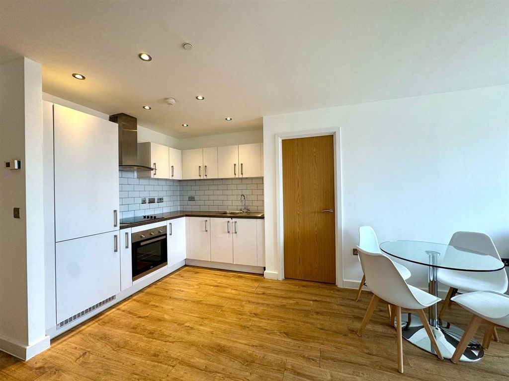 Property photo 3 of 10 Whatsapp Image 2025-04-04 At 12.35.50.Jpeg