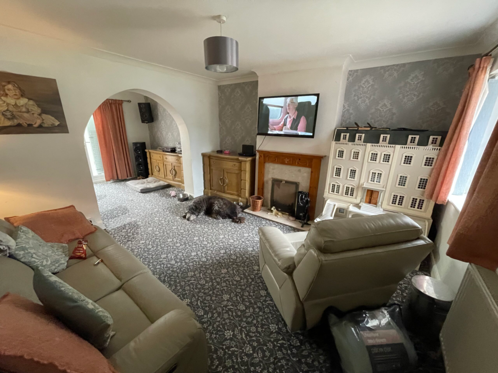 Property photo 3 of 11