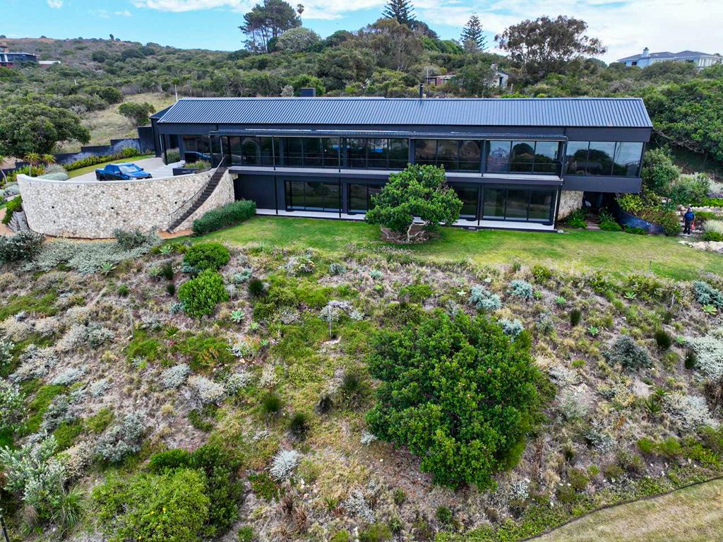 Property photo 1 of 57