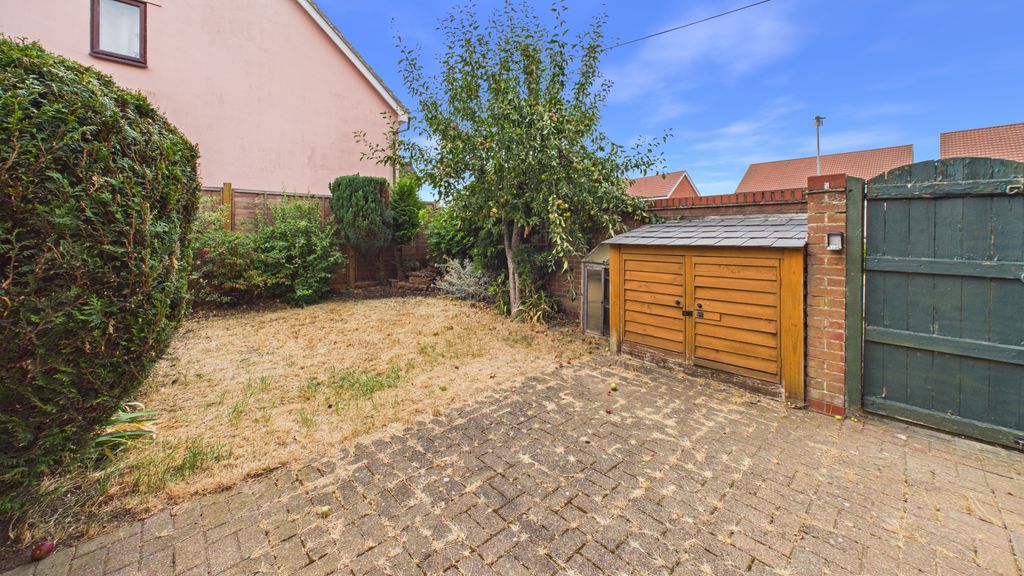 Property photo 3 of 9