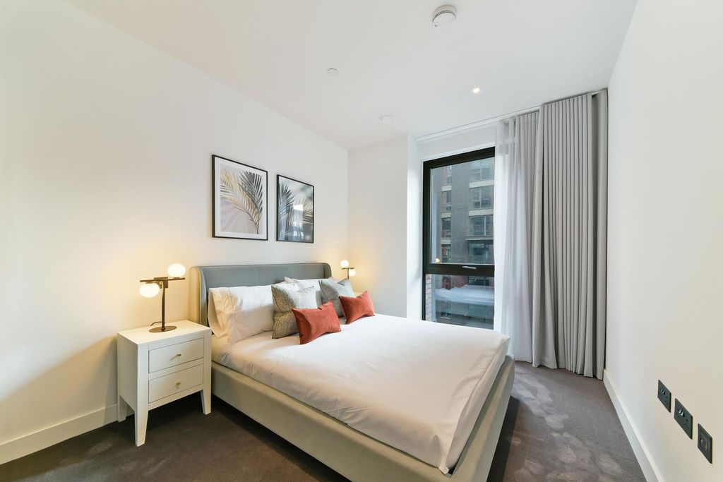 Property photo 3 of 24