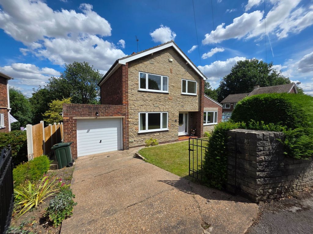 Property photo 2 of 26