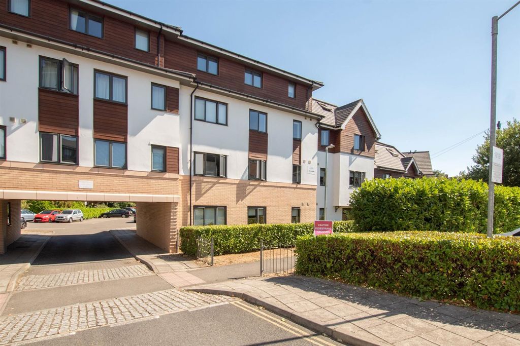 Property photo 1 of 8 Fv6Ahzgq_Em-S8-Ivhl9Eg.Jpg