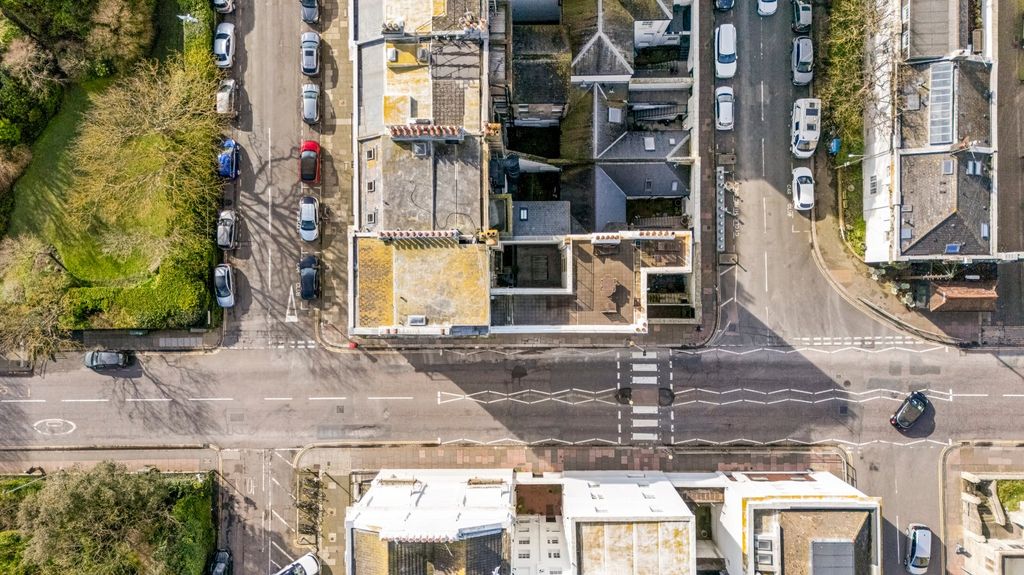 Additional image 50 of 3 bed flat for saleSussex Square, Brighton, East Sussex BN2