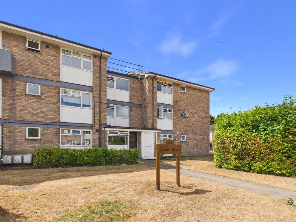 Property photo 1 of 12